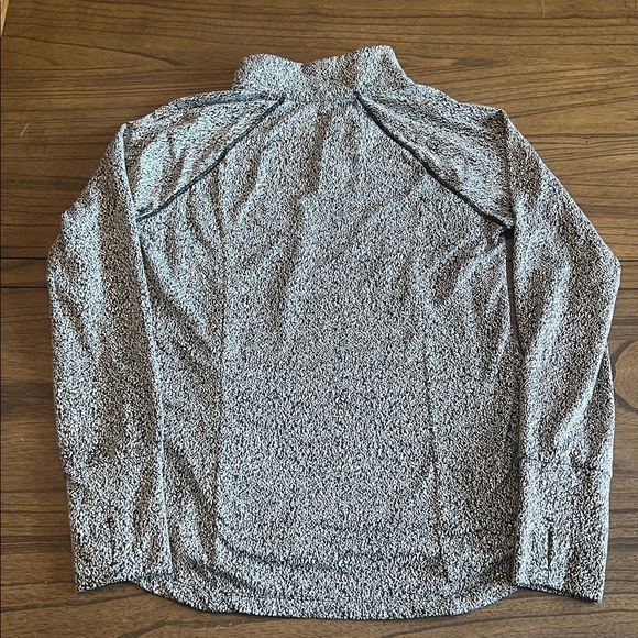 Avia Black White Quarter Zip Pullover Thumb Hole Cuffs Zip Pockets Size M (8-10) - Picture 3 of 14